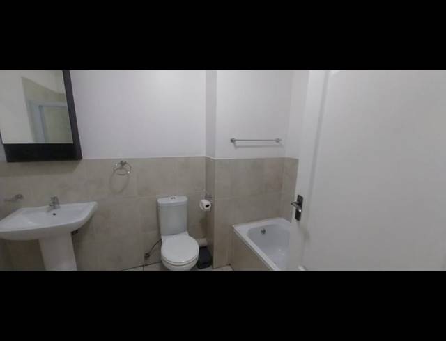 2 BEDROOM APARTMENT FOR SALE IN WYCHWOOD